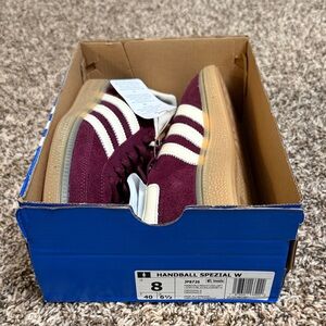 New in Box Adidas Handball  Maroon Suede Sneakers sz 8
